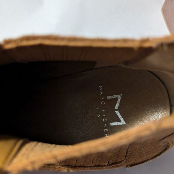 Marc Fisher LTD Light Brown Suede Western Style Pointed Toe Ankle Boot Size 8.5 - Picture 4 of 10